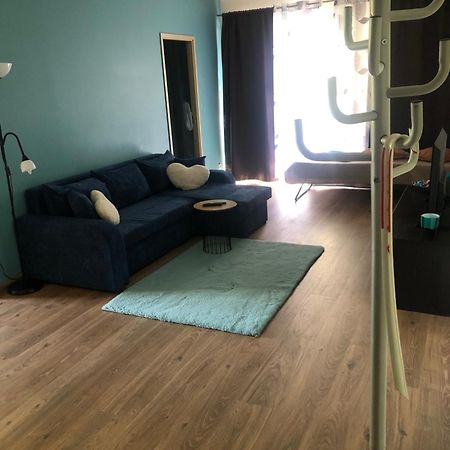 Kalevite Kodu 2-Toaline Apartment! Kuressaare Bagian luar foto