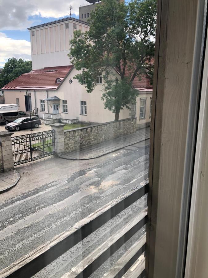 Kalevite Kodu 2-Toaline Apartment! Kuressaare Bagian luar foto